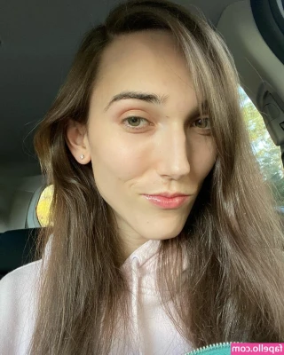 Kitty Kimz [ kitty-kimz ] - Need me to help you cum ?🍑
