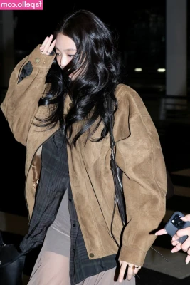 jenniekim - This dildo felt so good deep inside my guts