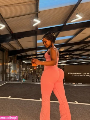 Nemoqueen_ [ nemoqueen ] - What is done in love is done well💋