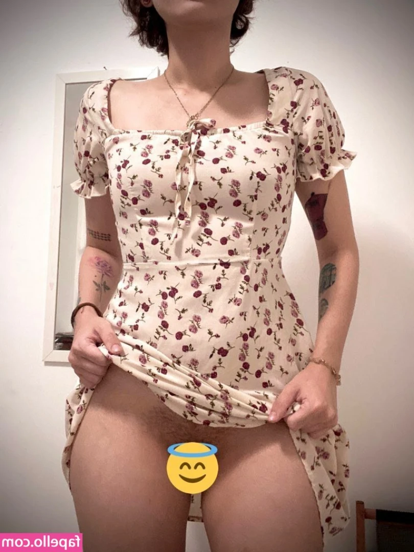 CherryTrizz - Long back, long legs and little butt in beautiful lingerie 😊 In