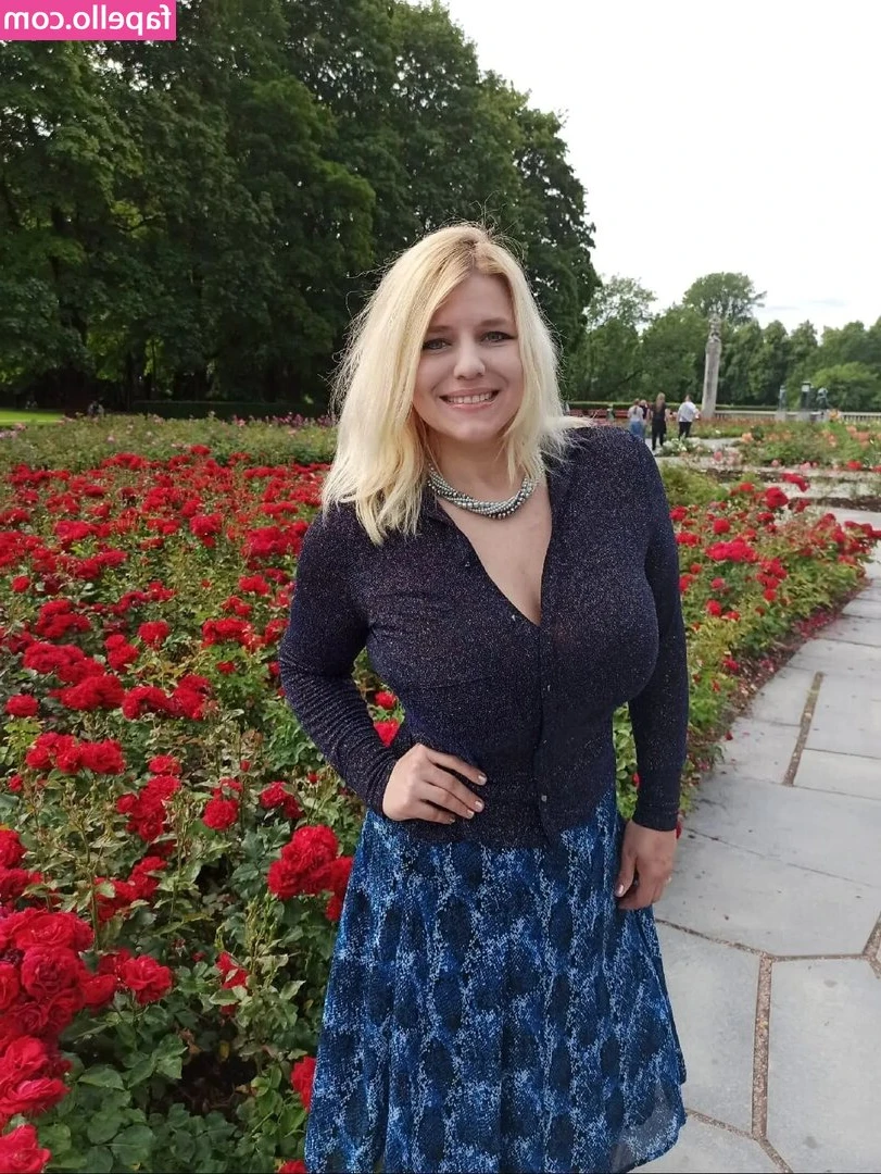 svetapronichkina - Tiddies?