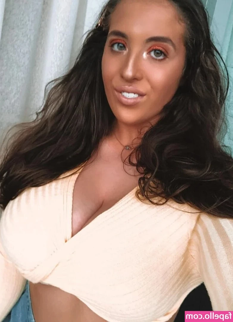 Jessica S [ jessica-s ] - i am stuffed 🤤