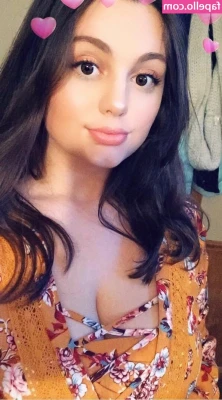 Mikala Wyatt [ mikala-wyatt ] - Are you feeling hot teasing you like this? 😌😏