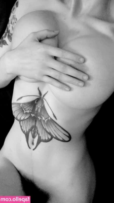 Rosie Levine [ rosie-levine ] - I dont care where im, if i feel hory i have to satisfy myself. Even