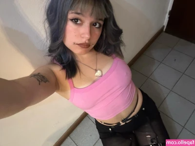 Gothymia - The peachiest fairy 🍑 Waiting for someone to come along and fuck