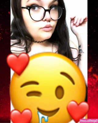 xxmydarkpassenger96xx - Loser cuck dicklettes belong under Princess' feet so she can squish