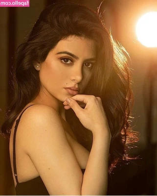 Emeraude Toubia [ emeraude-toubia ] - This is what happens when you embarrass me!