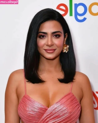 Emeraude Toubia [ emeraude-toubia ] - NAUGHTY BLONDES My sexy friend tasted so good, I couldnt stop sucking