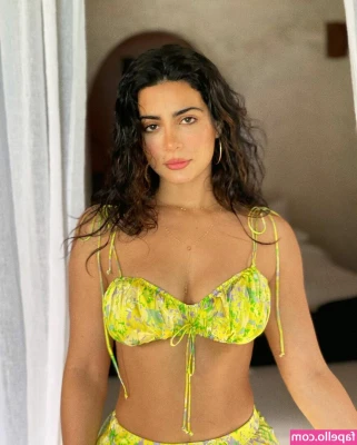 Emeraude Toubia [ emeraude-toubia ] - Who should I cosplay?