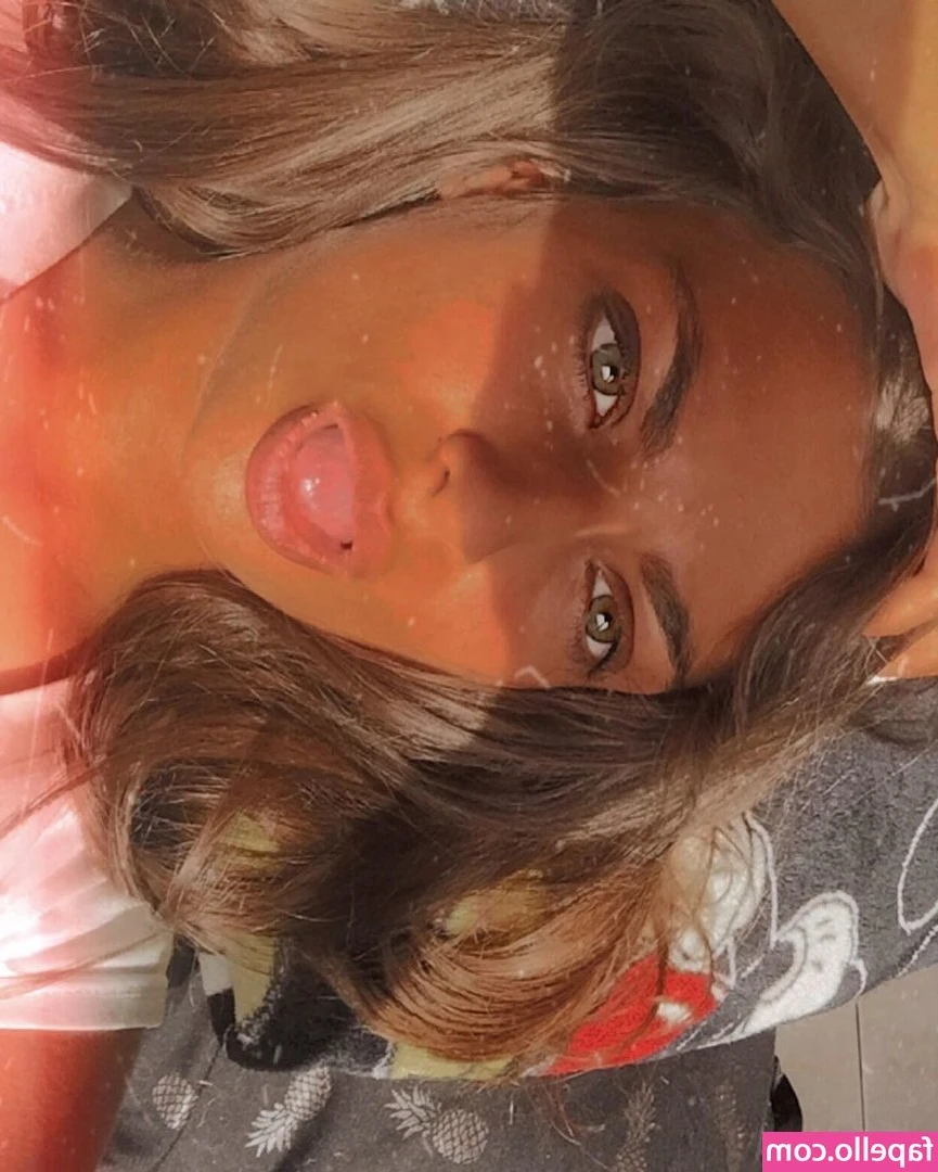 Jessica69queen - I know you’re at work, but you need to go to the bathroom and
