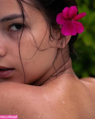 Catarina Xantunes [ catarina-xantunes ] - Y all want this throw back video     afropapii what you think should