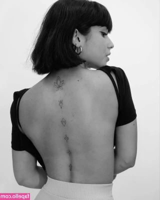Martina Miliddi [ martina-miliddi ] - I’m in control tonight… Do as I say. 😈💦