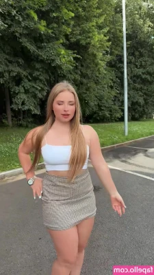 Daniela Virlan [ daniela-virlan ] - Tip $10 for 𝙴𝚅𝙴𝚁𝚈𝚃𝙷𝙸𝙽𝙶