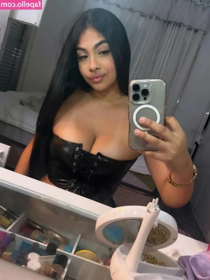 Lena Farhat [ lena-farhat ] - My body is so incredibly beautiful 😻♥️