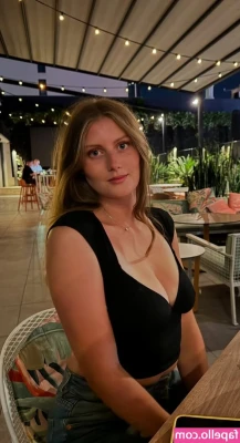 orlaoates1234 - Long teasing strip tease outside part 2 tits out 😉