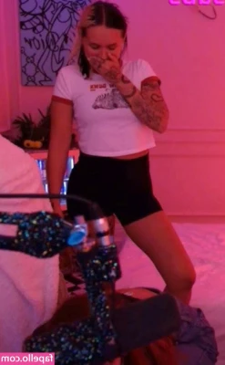 Talia Mar [ talia-mar ] - Around for chat and custom orders today