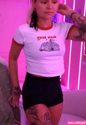 Talia Mar [ talia-mar ] - Rooting for my boys today!