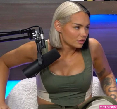 Talia Mar [ talia-mar ] - It's obvious why trans give the best blow job, right?!