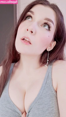 KittyKlaw ASMR [ kittyklaw-asmr ] - I still got mosquito bites on my ass from Hawaii 😫😫
