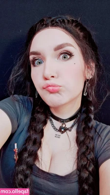 KittyKlaw ASMR [ kittyklaw-asmr ] - Guys…I’m getting a ton of questions about my VIP Membership.