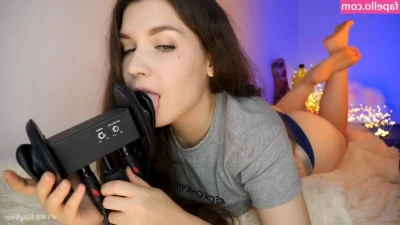 KittyKlaw ASMR [ kittyklaw-asmr ] - Heavy lifting… wanna help with this massive tank?