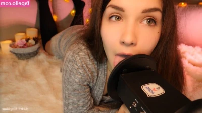 KittyKlaw ASMR [ kittyklaw-asmr ] - Episode #67: Bubblebutt lovely compact curvy angel. Bouncing them