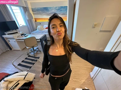 amandaribas - @minxx23 takes the best photos don't you think