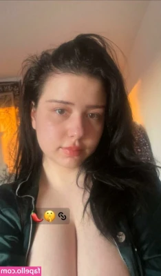 Daphne Dietz [ daphne-dietz ] - Check DM 🔥
