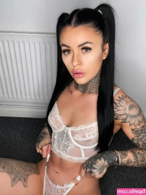 Raineyxxx - or maybe this screenshot will 👀💦
