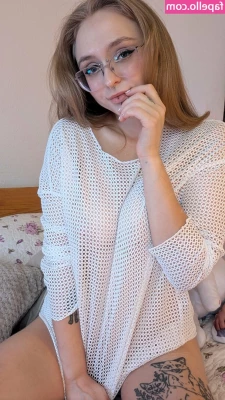 ioanna_light [ ioanna-light ] - Happy Friday babycakes!!!!! Hope y’all have a wonderful
