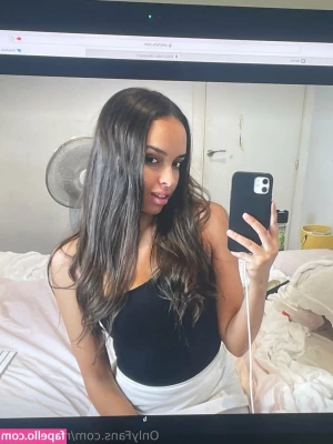 Yourprincessmia - Any one who tips $9 will get a little naked dancing tease 😈