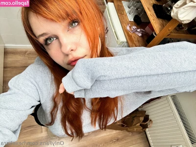 Hexekara - Big ass and titties   Which do you prefer