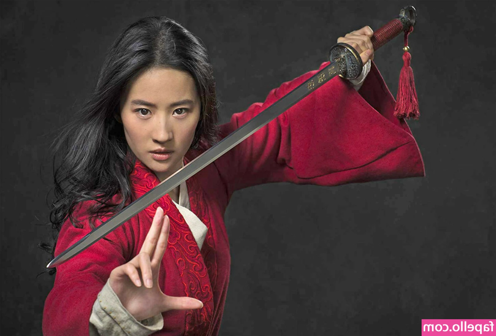 Liu Yifei [ liu-yifei ] - A closer look? 👀🔍👘