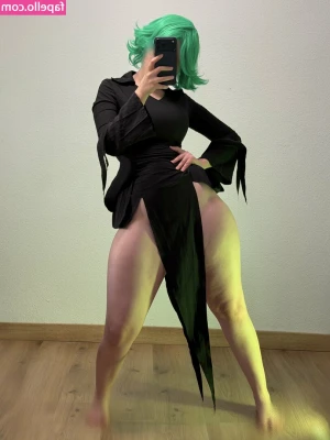 One-Punch Man Cosplay [ one-punch-man-cosplay ] - Just cruising and flashing