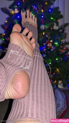 almightymaevex - Hey dudes and ladies  what would my lovely people like to see happen