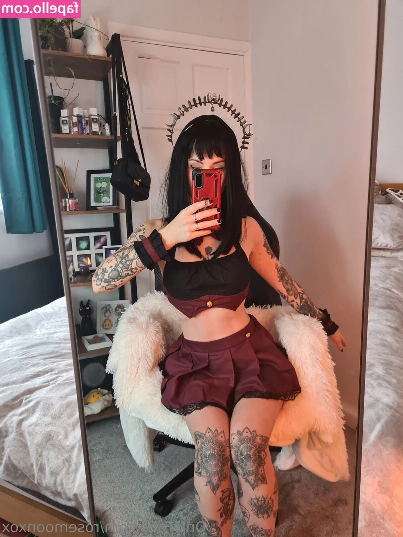rosemoonxox - New scene just dropped in your Dms😍🥵