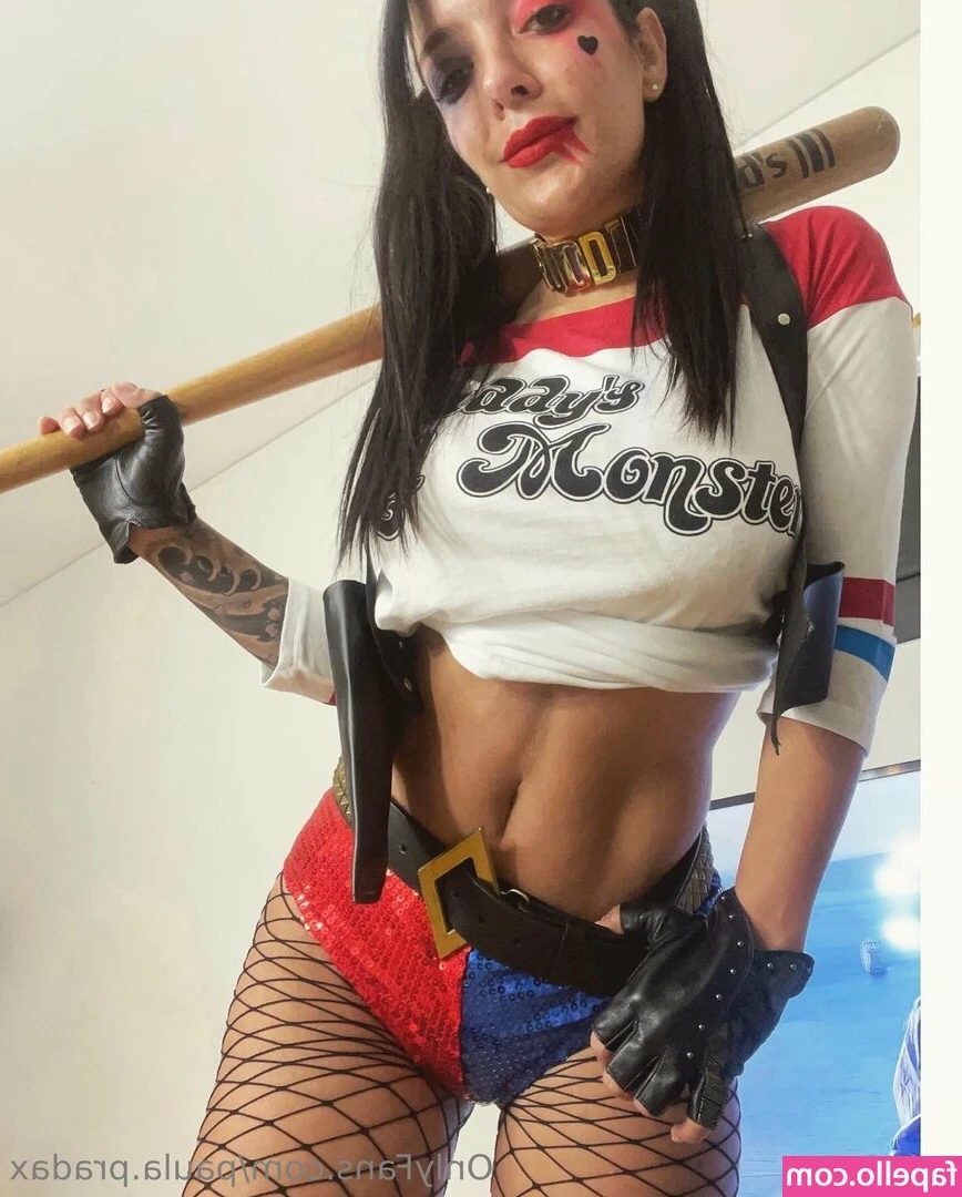 paulipradafree - new anal vid coming up tonight 🥵