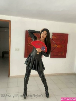 ts_lilyuw88 [ ts-lilyuw88 ] - Pretty red toes