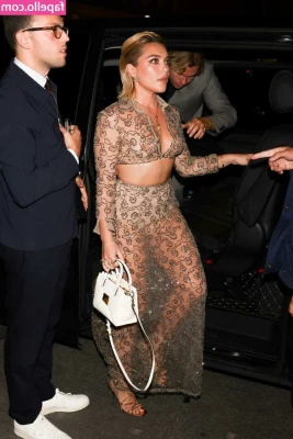 Florence - Can you imagine being in front of me submitting pet