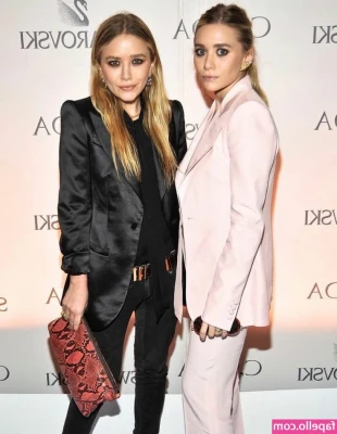 Ashley Olsen [ ashley-olsen ] - Bon week-end 🦶🏻🍑