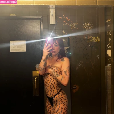 dirrtylaces - do you feel like you deserve this? 😏