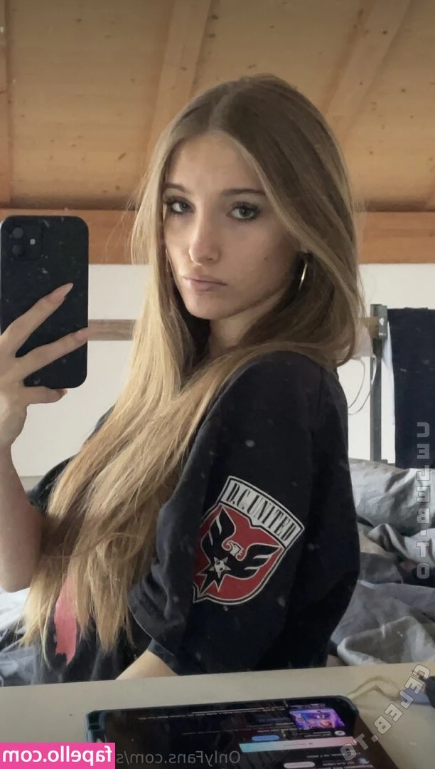 Stellas_secret0 [ stellas-secret0 ] - Time for a deep cleaning after the holiday weekend. Who is going to