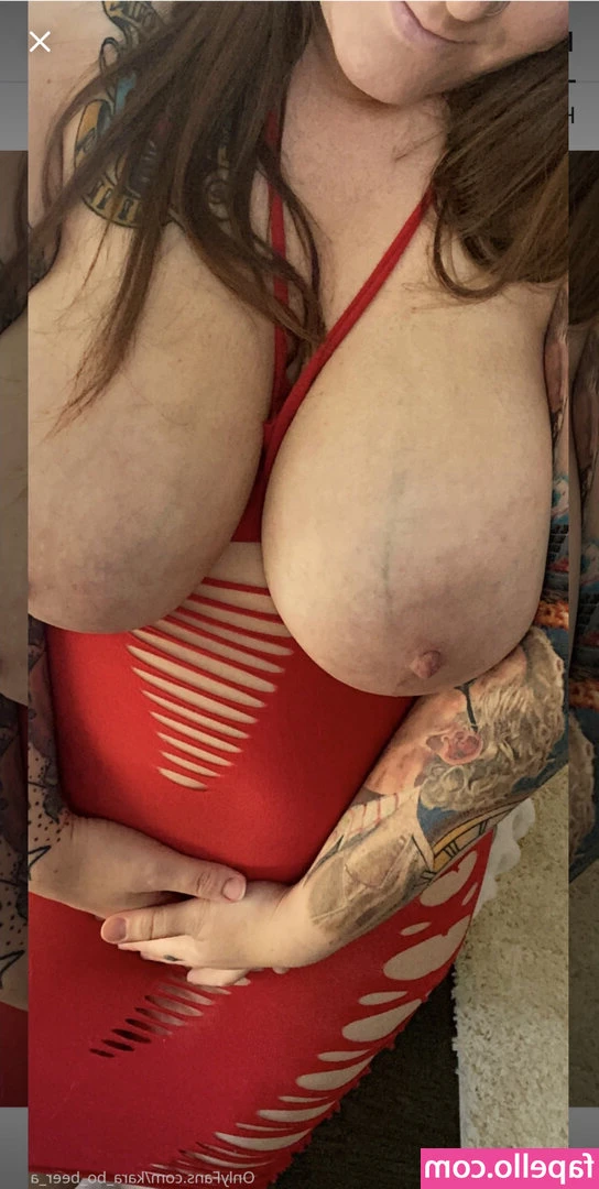 Kara_bo_beer_a [ kara-bo-beer-a ] - Riah rides my fat cock cowgirl and reverse cowgirl :) @riahsfx