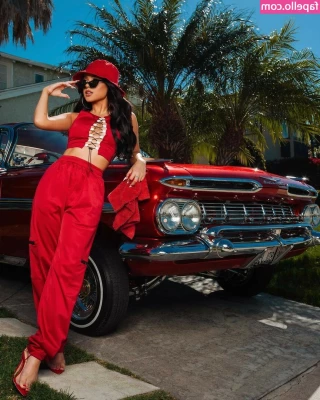 Becky G [ becky-g ] - going live Thursday at 9pm est 💖 let’s hang out