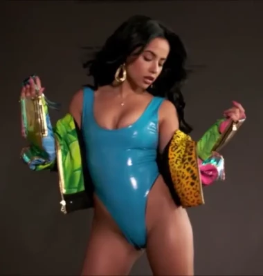 Becky G [ becky-g ] - do you come to my bed?🥵 Venis a mi cama?🥵