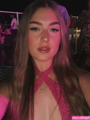 Ceci Dubauskas [ ceci-dubauskas ] - B U T T