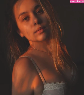 HoneyGirl - SEXY FRIDAY 31.03 !   14:00 PM NEW YORK  LIVE STREAM  SEND ME WHAT