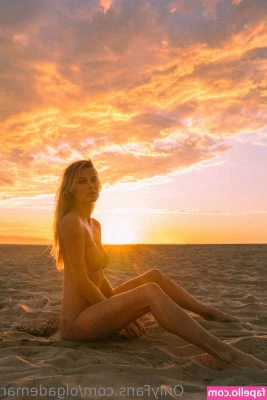 olgademar - Anyone want to get some custom pics today? Message me!