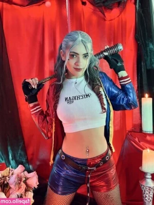 Iriswarren - Good moaning! I hope you liked that xxxtra spicy set 🔥