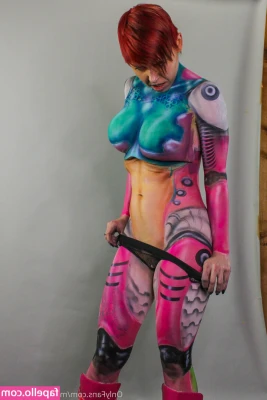 mypetmonstergirl - It's best not to eat too much before an activity 😉